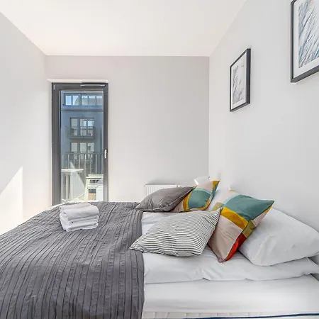 아파트 Rent Like Home - Apartament Kolo Brzegu I